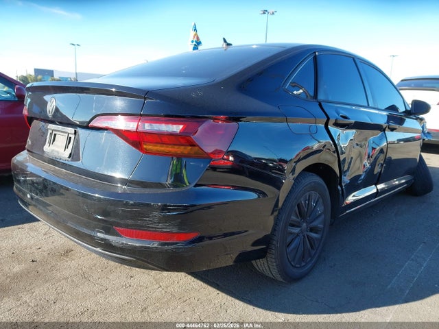 3VWC57BU0KM030328 Volkswagen Jetta 1.4t R-line/1.4t S/1.4t Se