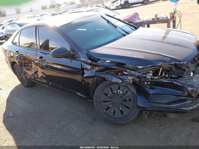 3VWC57BU0KM030328 Volkswagen Jetta 1.4t R-line/1.4t S/1.4t Se