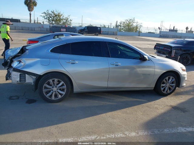1G1ZD5ST6NF148506 Chevrolet Malibu Fwd Lt