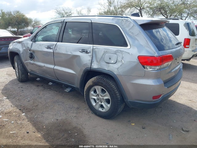 1C4RJEAGXHC888151 Jeep Grand Cherokee Laredo 4x2