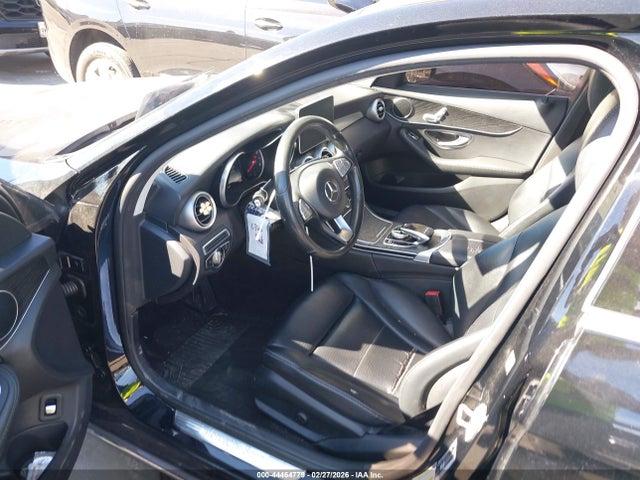 2016 Mercedes-benz C 300 მანქანა იყიდება აუქციონზე, vin: 55SWF4JB1GU148412, აუქციონის ნომერი: 44464779