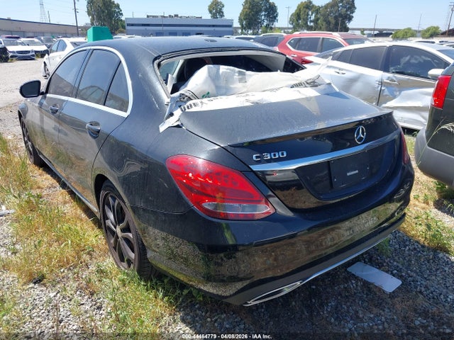 2016 Mercedes-benz C 300 მანქანა იყიდება აუქციონზე, vin: 55SWF4JB1GU148412, აუქციონის ნომერი: 44464779