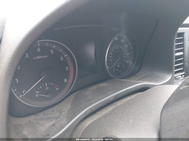 5NPD74LF8JH272563 Hyundai ELANTRA SE