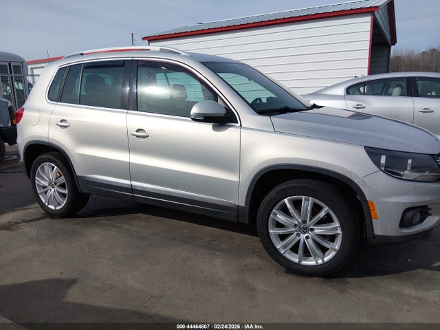 44464807 :رقم المزاد ، WVGBV7AX3CW584115 vin ، 2012 Volkswagen Tiguan Se مزاد بيع