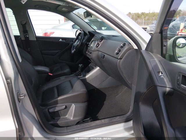 44464807 :رقم المزاد ، WVGBV7AX3CW584115 vin ، 2012 Volkswagen Tiguan Se مزاد بيع