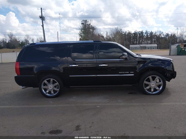 2014 Cadillac Escalade Esv Luxury მანქანა იყიდება აუქციონზე, vin: 1GYS4HEF8ER138181, აუქციონის ნომერი: 44464809