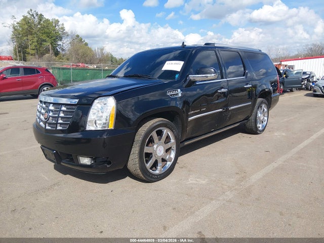2014 Cadillac Escalade Esv Luxury მანქანა იყიდება აუქციონზე, vin: 1GYS4HEF8ER138181, აუქციონის ნომერი: 44464809
