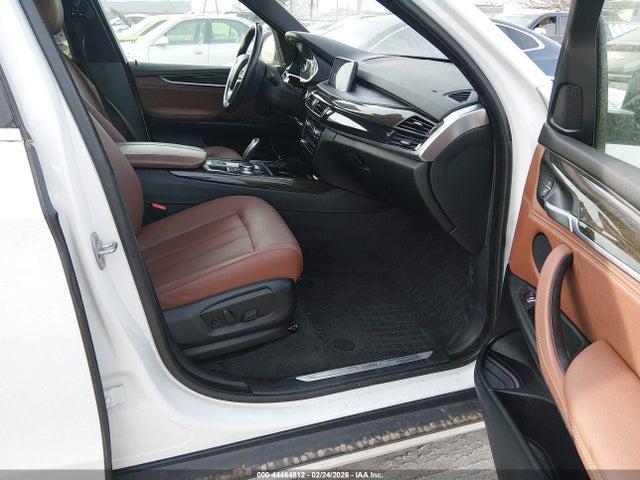 2017 BMW X5 5UXKR2C31H0U23602 Photo 4