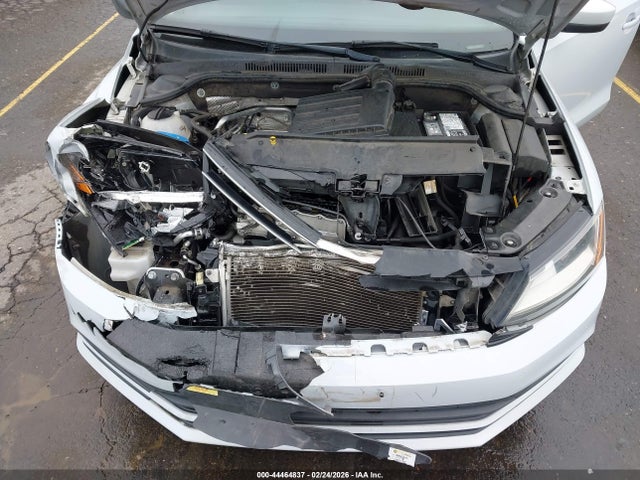 3VW2B7AJ2HM405866 Volkswagen Jetta 1.4t S