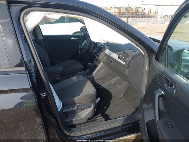 Продаж на аукціоні авто 2019 Volkswagen Tiguan 2.0t S, vin: 3VV0B7AX1KM032648, номер лоту: 44464878