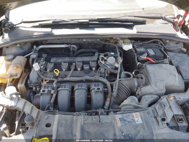 44464880 :رقم المزاد ، 1FADP3H23JL312775 vin ، 2018 Ford Focus Sel مزاد بيع