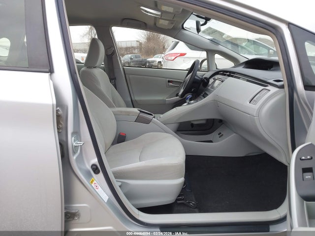 2015 TOYOTA PRIUS JTDKN3DU4F0479590 Photo 4