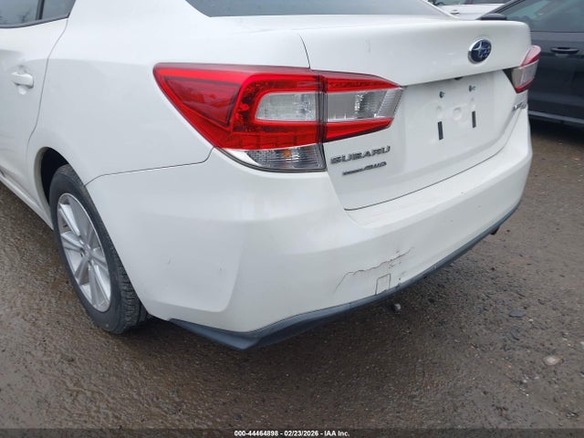 4S3GKAA65J3601860 Subaru Impreza 2.0i