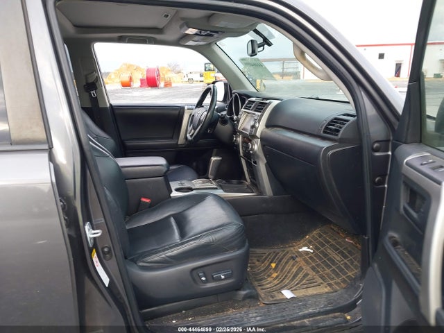 2012 Toyota 4runner Limited მანქანა იყიდება აუქციონზე, vin: JTEZU5JR5C5046223, აუქციონის ნომერი: 44464899