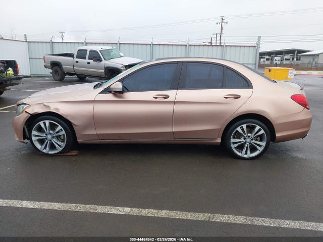 55SWF4KB9GU112417 Mercedes-Benz C 300 4matic