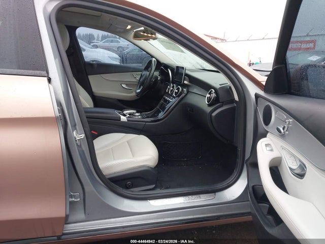 2016 MERCEDES-BENZ C 300 55SWF4KB9GU112417 Photo 4