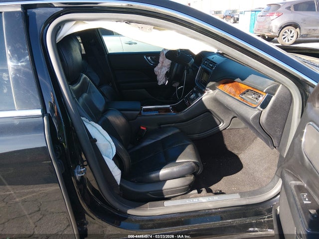 1LN6L9SK5J5603224 Lincoln Continental Select