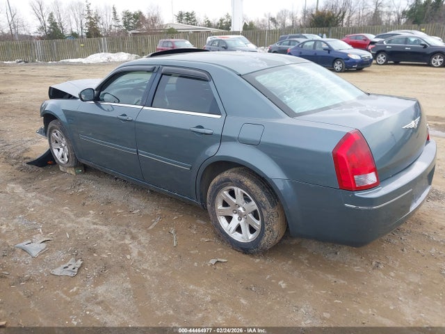 44464977 :رقم المزاد ، 2C3AA53G95H685761 vin ، 2005 Chrysler 300 Touring مزاد بيع
