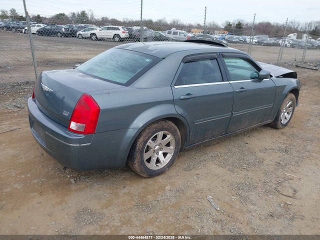 44464977 :رقم المزاد ، 2C3AA53G95H685761 vin ، 2005 Chrysler 300 Touring مزاد بيع