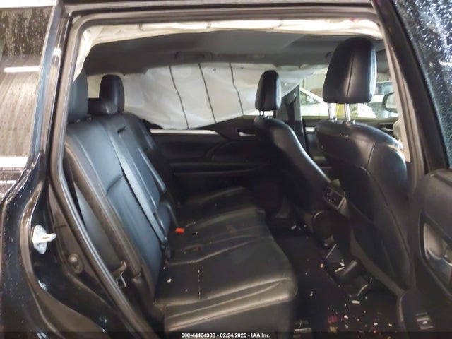 5TDJZRFHXKS570471 Toyota Highlander Xle