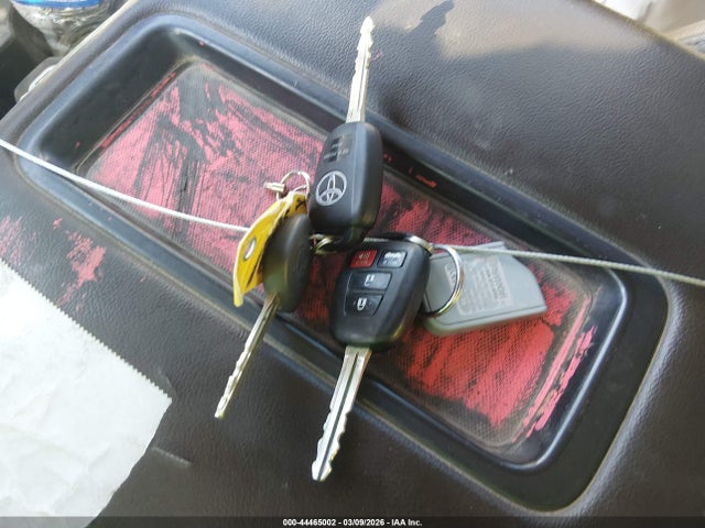 Продаж на аукціоні авто 2015 Toyota Camry Le, vin: 4T4BF1FK0FR489413, номер лоту: 44465002
