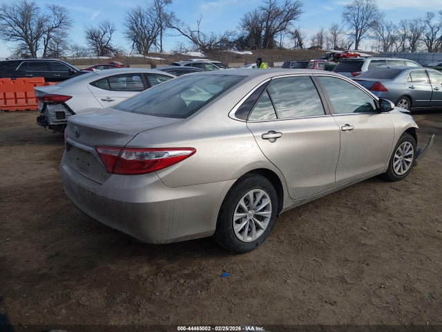 Продаж на аукціоні авто 2015 Toyota Camry Le, vin: 4T4BF1FK0FR489413, номер лоту: 44465002