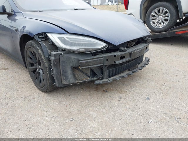 Продаж на аукціоні авто 2018 Tesla Model S 100d/75d/p100d, vin: 5YJSA1E24JF293426, номер лоту: 44465012