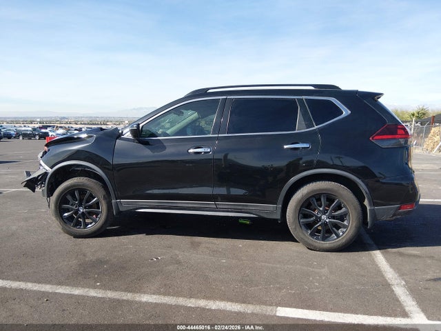 Nissan ROGUE SV 2018 5N1AT2MT0JC746214 Image 14