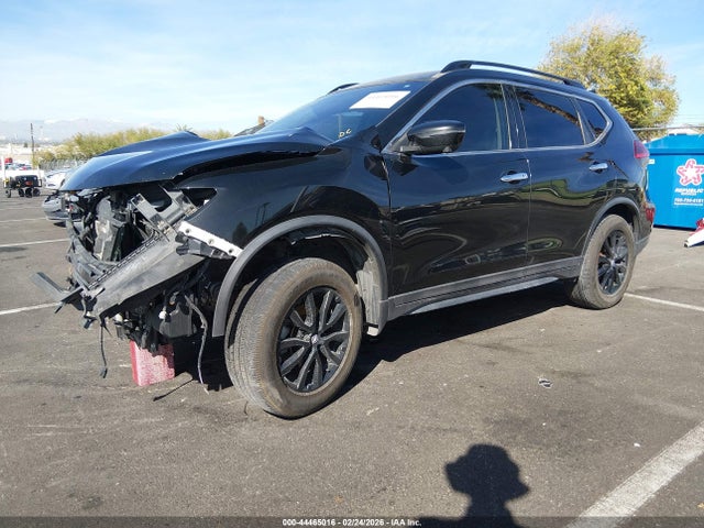 Nissan ROGUE SV 2018 5N1AT2MT0JC746214 Image 2