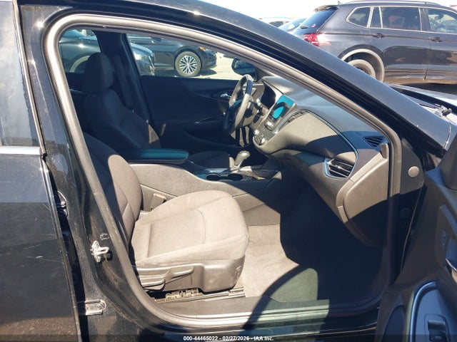 1G1ZD5STXKF202806 Chevrolet MALIBU LT