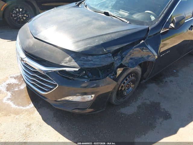 1G1ZD5STXKF202806 Chevrolet MALIBU LT