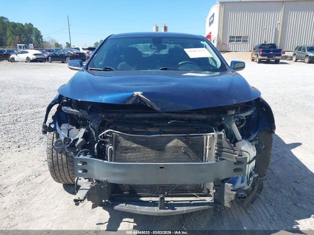 1G1ZD5ST4NF144583 Chevrolet Malibu Fwd Lt