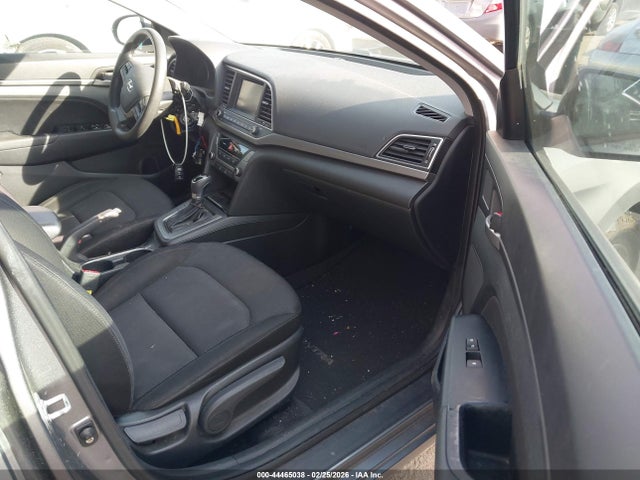 KMHD84LF8JU557083 Hyundai ELANTRA SEL