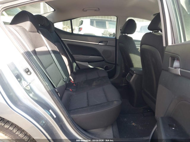 KMHD84LF8JU557083 Hyundai ELANTRA SEL