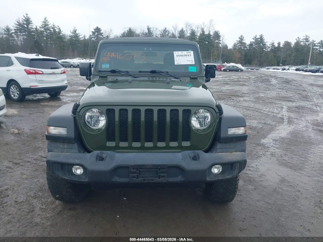 1C4GJXAG5MW557070 Jeep Wrangler Sport 4x4