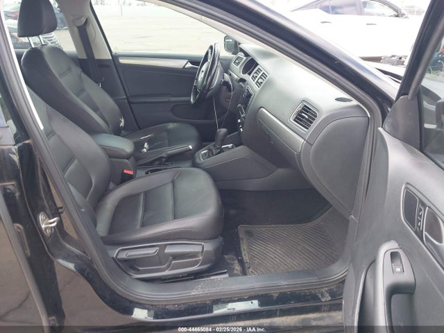 3VWDB7AJ4HM415744 Volkswagen Jetta 1.4t Se