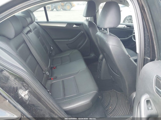 3VWDB7AJ4HM415744 Volkswagen Jetta 1.4t Se