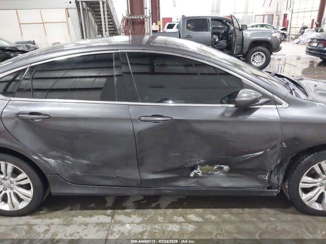 1C3CCCAB3FN673435 Chrysler 200 Limited