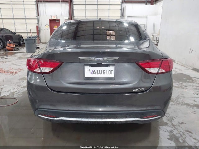 1C3CCCAB3FN673435 Chrysler 200 Limited