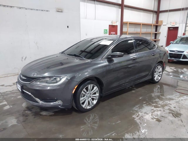 1C3CCCAB3FN673435 Chrysler 200 Limited