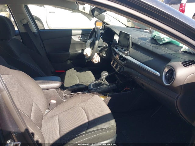3KPF24ADXPE651926 KIA Forte Lxs