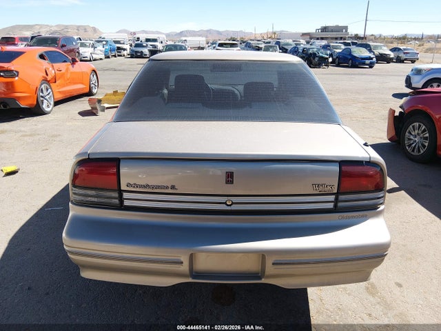1997 Oldsmobile Cutlass Supreme Series I მანქანა იყიდება აუქციონზე, vin: 1G3WH52M2VF311661, აუქციონის ნომერი: 44465141