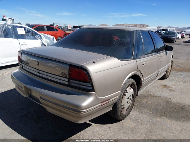 1997 Oldsmobile Cutlass Supreme Series I მანქანა იყიდება აუქციონზე, vin: 1G3WH52M2VF311661, აუქციონის ნომერი: 44465141