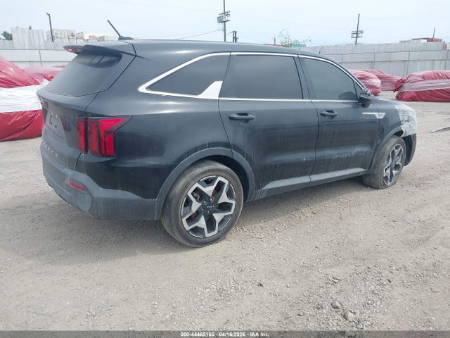 5XYRG4LCXMG002225 KIA SORENTO LX