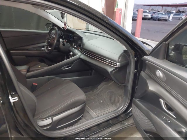 KMHLS4AG0PU544684 Hyundai ELANTRA SEL
