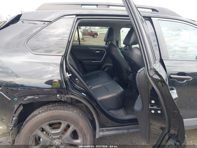 Продаж на аукціоні авто 2022 Toyota Rav4 Adventure, vin: 2T3J1RFV9NW285602, номер лоту: 44465184