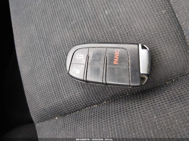 44465191 :رقم المزاد ، 1C4RJFAG3GC427474 vin ، 2016 Jeep Grand Cherokee Laredo مزاد بيع