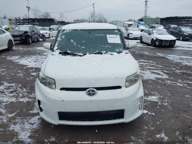 Scion Xb Release Series 2014 JTLZE4FE6EJ059689 Image 12
