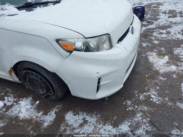 Scion Xb Release Series 2014 JTLZE4FE6EJ059689 Image 17