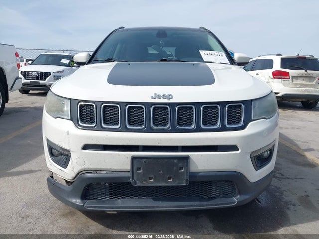2018 Jeep Compass Latitude Fwd მანქანა იყიდება აუქციონზე, vin: 3C4NJCBB0JT271986, აუქციონის ნომერი: 44465216